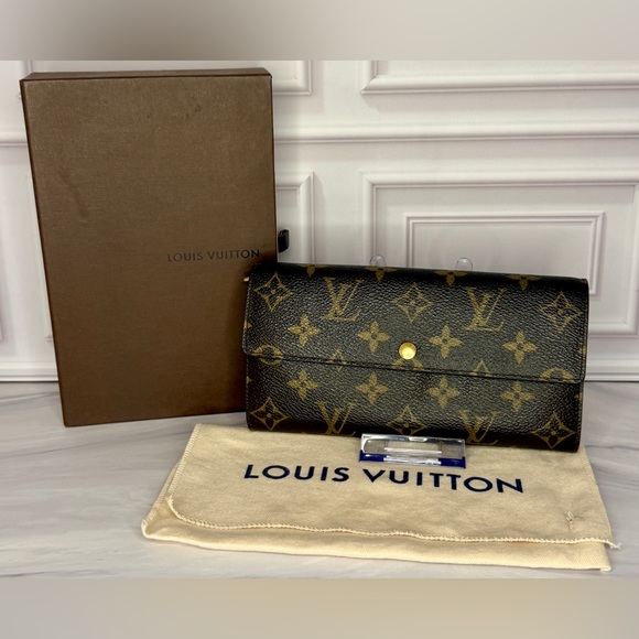 Louis Vuitton Handbags - Louis Vuitton Monogram Sarah Wallet – Full Size Flap | Full Set | Vintage Icon